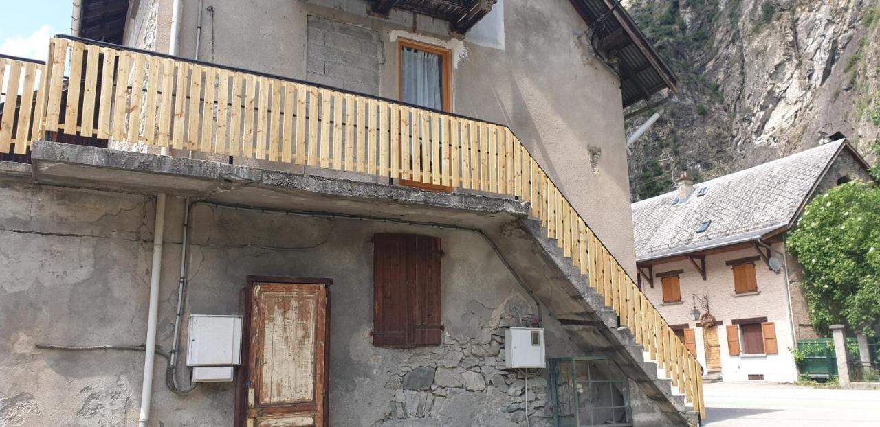 Le Bourg-dʼOisans 18 Rue Des Teppaz Les Alberges المظهر الخارجي الصورة